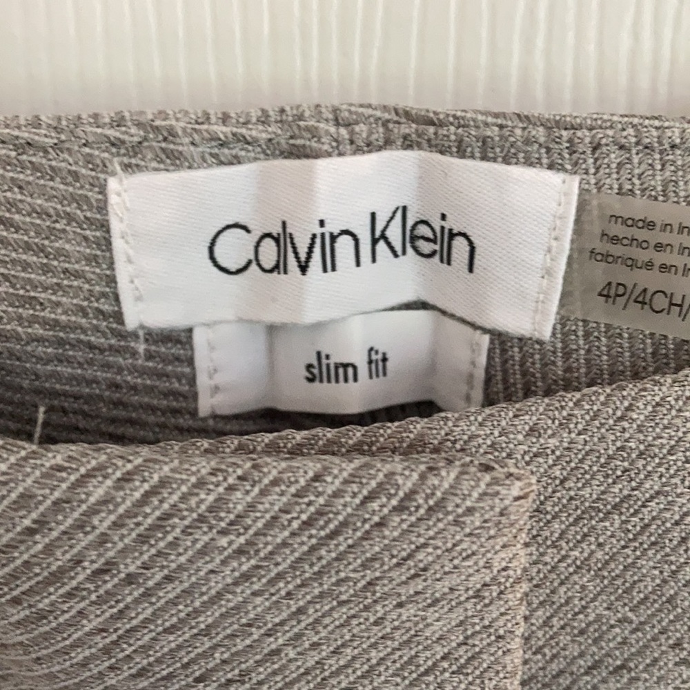Calvin Klein dress pants size 4P - Picture 3 of 8